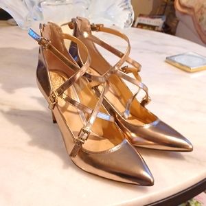 Vince Cammuto Gold Cross Strap Pumps size 7.5, 3.75" heels, zip up back